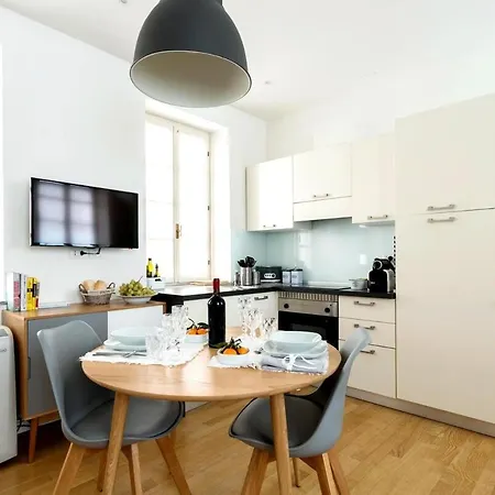 Cosy And Chic To The * Комо