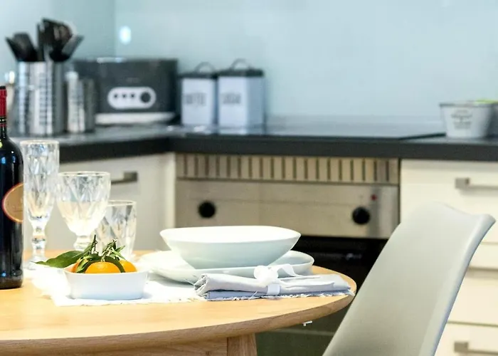 Cosy And Chic To The Комо